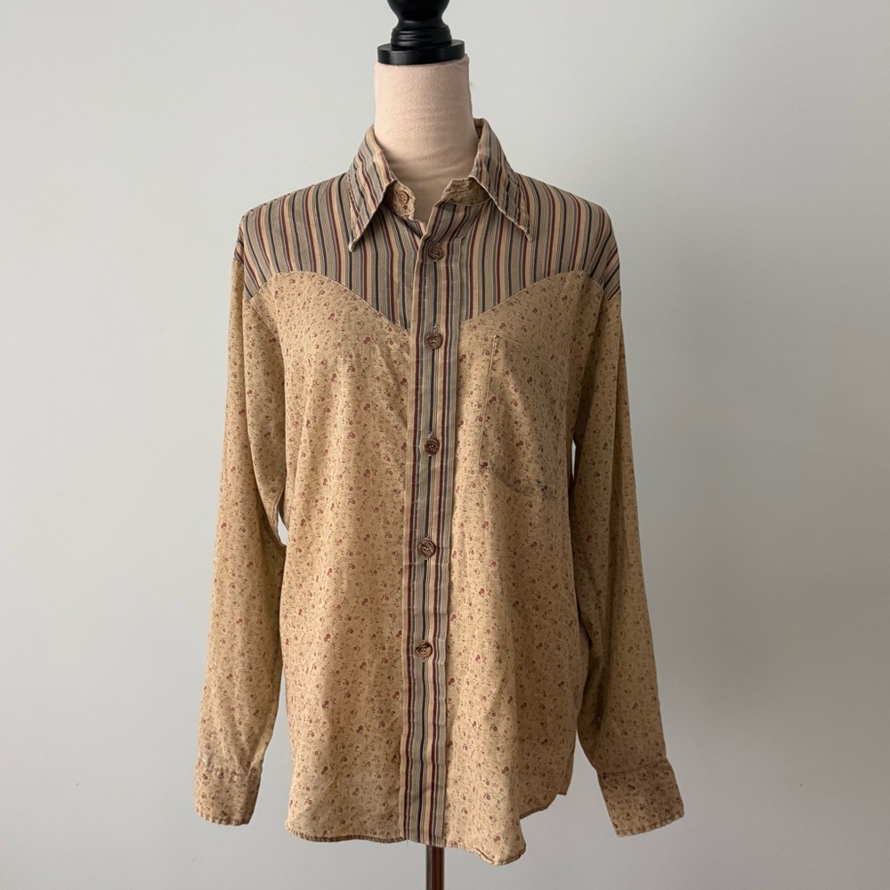 Casual Beige Printed Button-Down Shirt